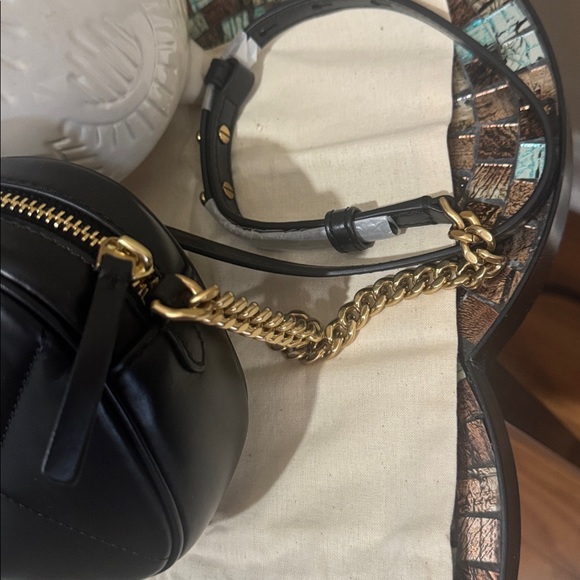 Tory Burch Kira Diamond Quilted Leather Camera Bag - Picture 10 of 17